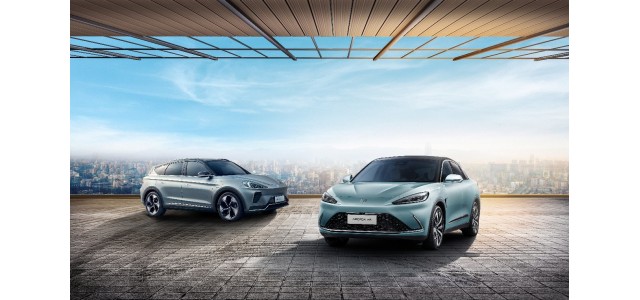 極狐展現(xiàn)國家隊實力，獲得中國民族汽車品牌榜大獎